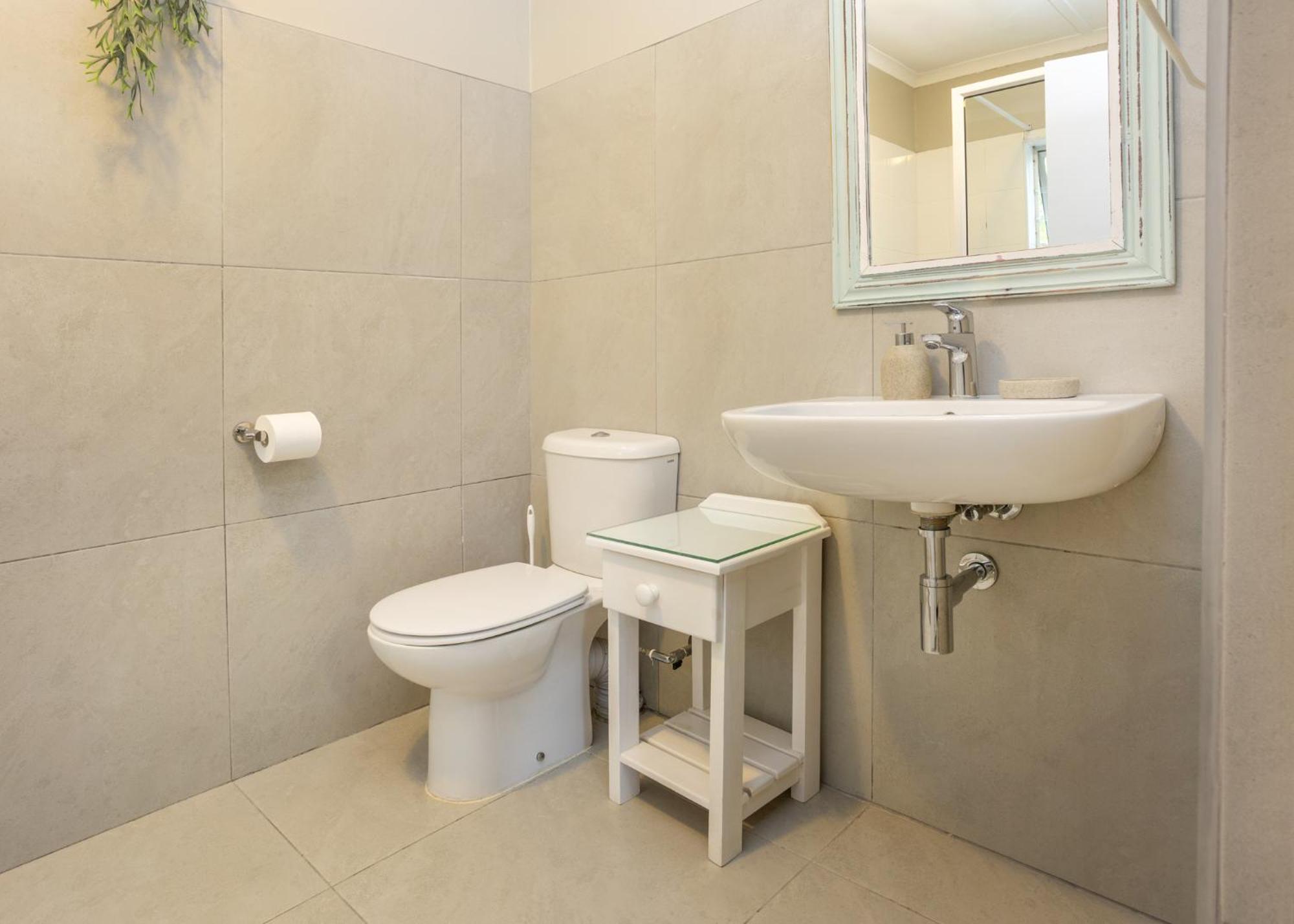 Tuis En Tevrede - 1 Bedroom Flat Apartamento *